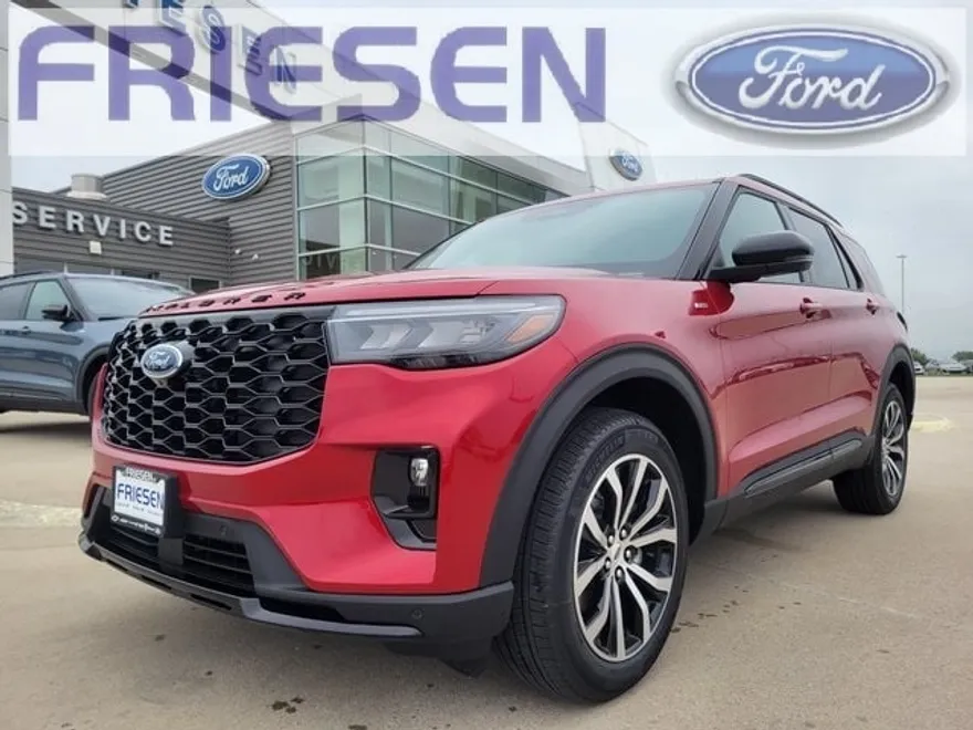 2025 Ford Explorer ST-Line photo 1