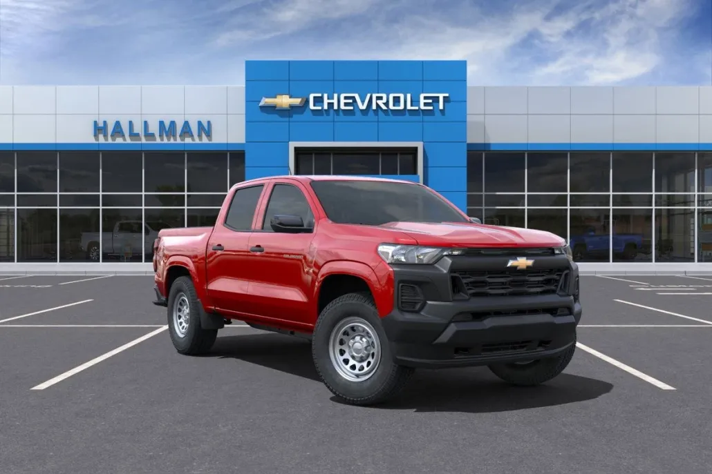 2024 Chevrolet Colorado photo 1