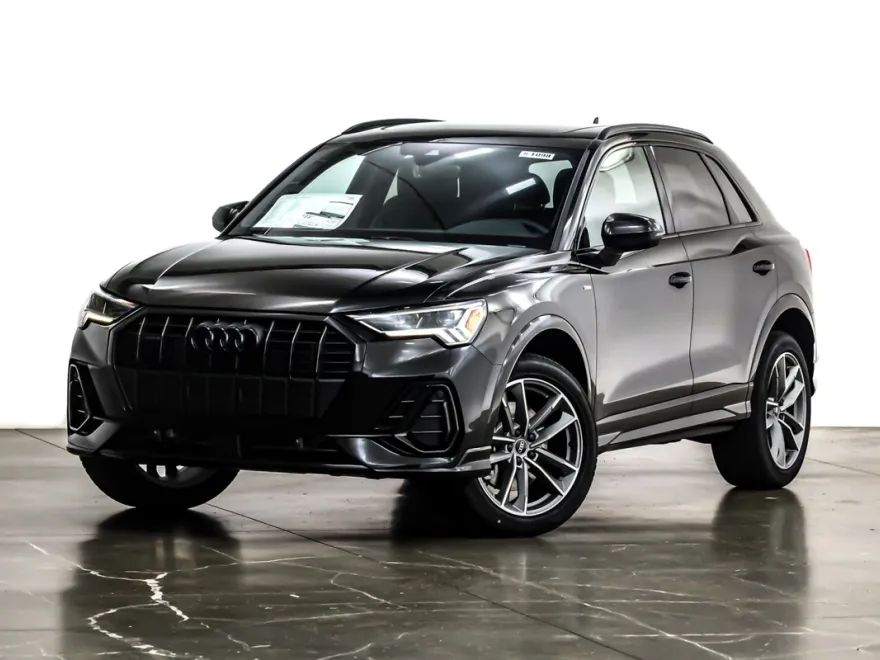 2025 Audi Q3 45 TFSI S line Premium photo 1