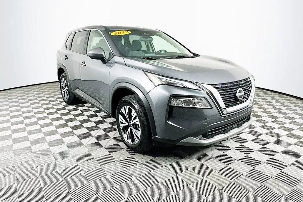 2023 Nissan Rogue SV photo 1