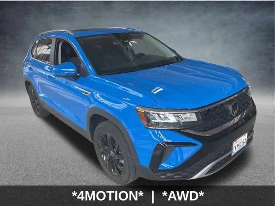 2023 Volkswagen Taos SE photo 1
