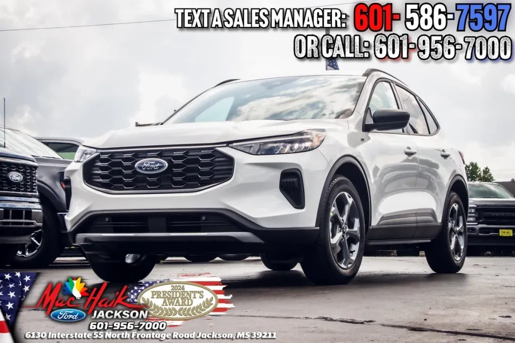 2025 Ford Escape ST-Line photo 1