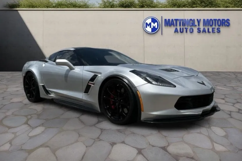 2017 Chevrolet Corvette Grand Sport 2LT photo 1