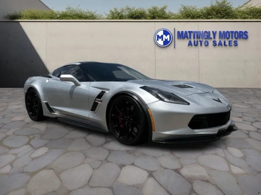 2017 Chevrolet Corvette Grand Sport 2LT photo 1