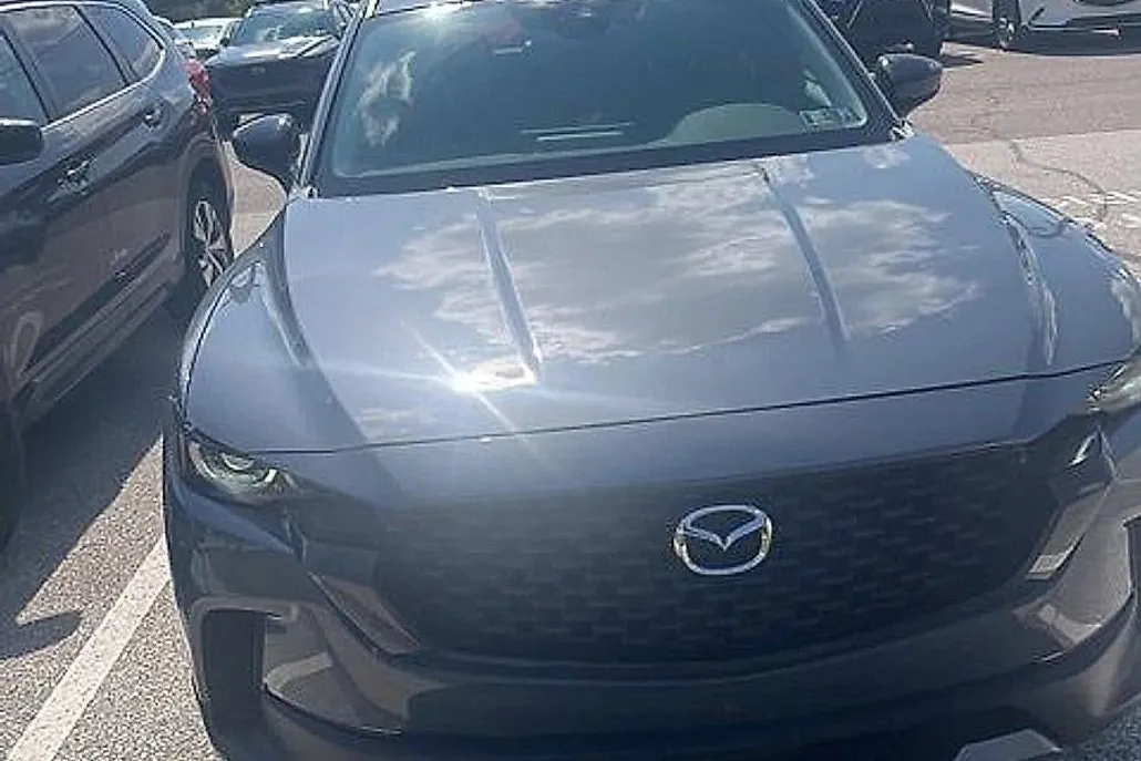 2024 Mazda CX-50 2.5 S Preferred photo 1