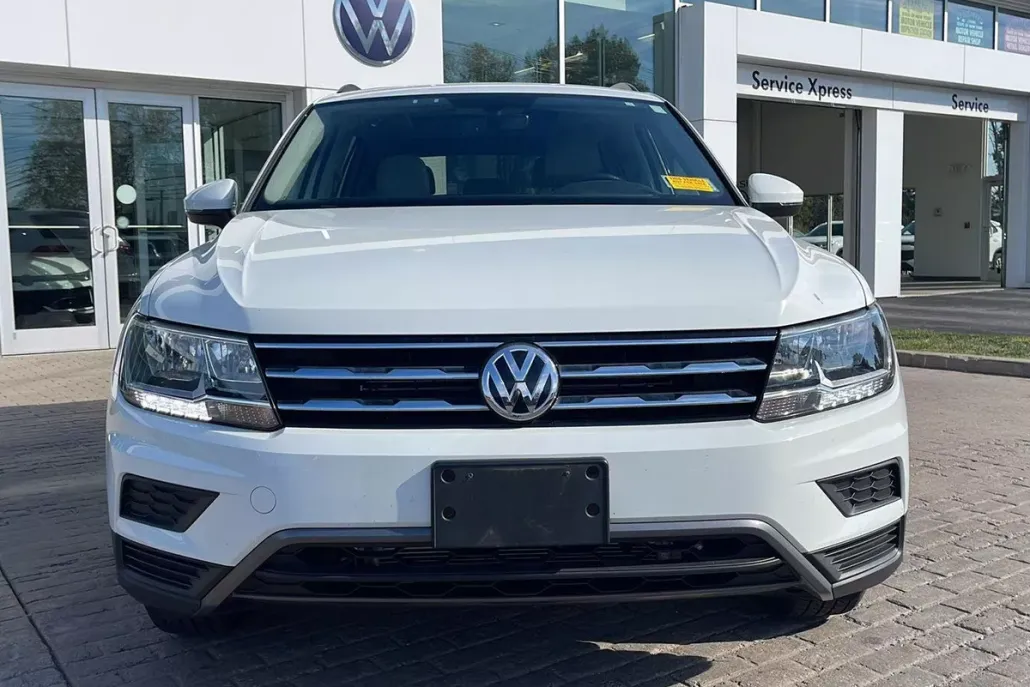 2021 Volkswagen Tiguan SE photo 1