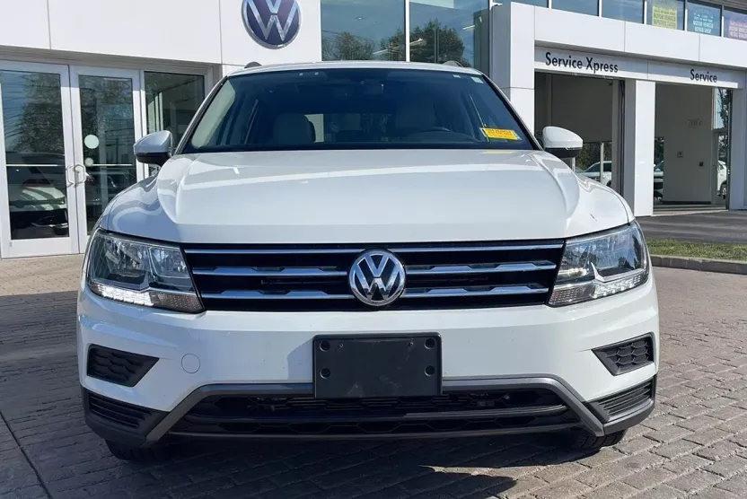 2021 Volkswagen Tiguan SE photo 1