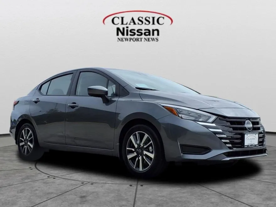 2025 Nissan Versa SV photo 1