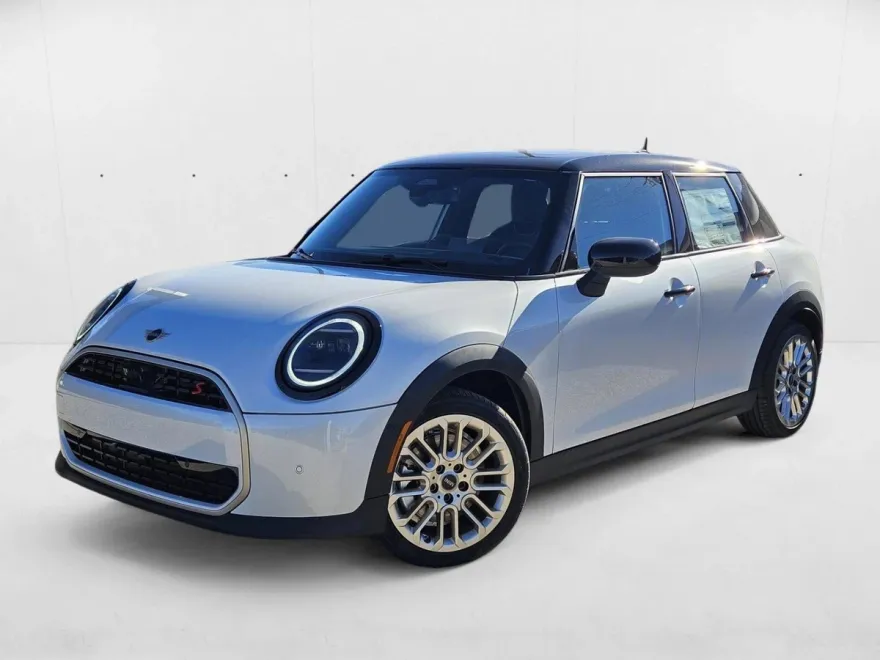 2025 Mini Cooper 4 Door Hardtop S photo 1