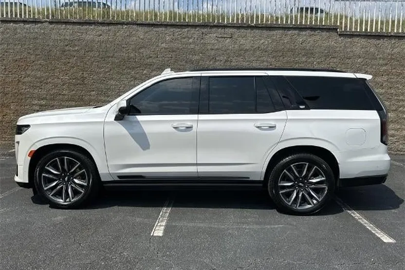 2021 Cadillac Escalade Sport photo 1