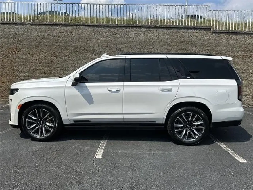 2021 Cadillac Escalade Sport photo 1