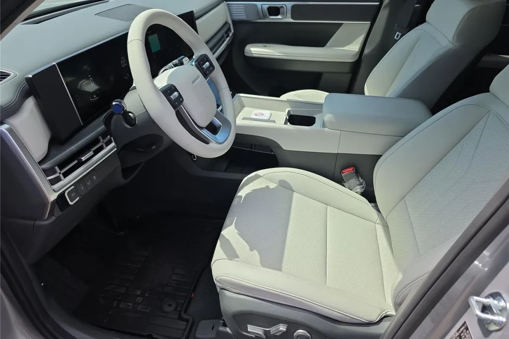 2026 Hyundai Santa Fe SEL photo 1