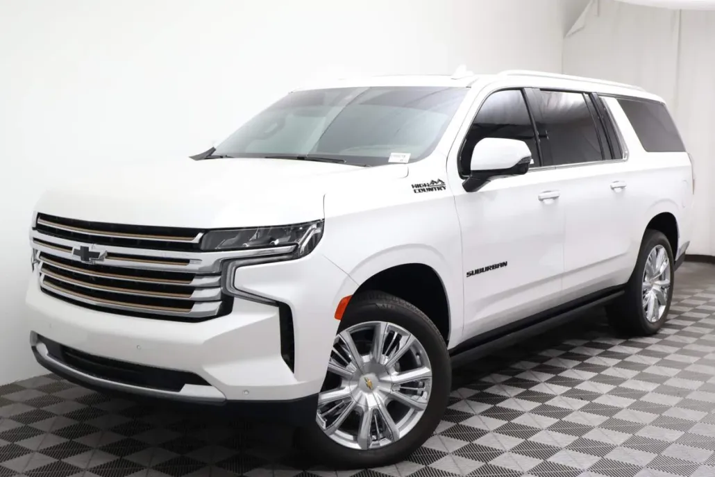 2023 Chevrolet Suburban High Country photo 1