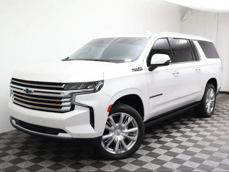 2023 Chevrolet Suburban High Country photo 1