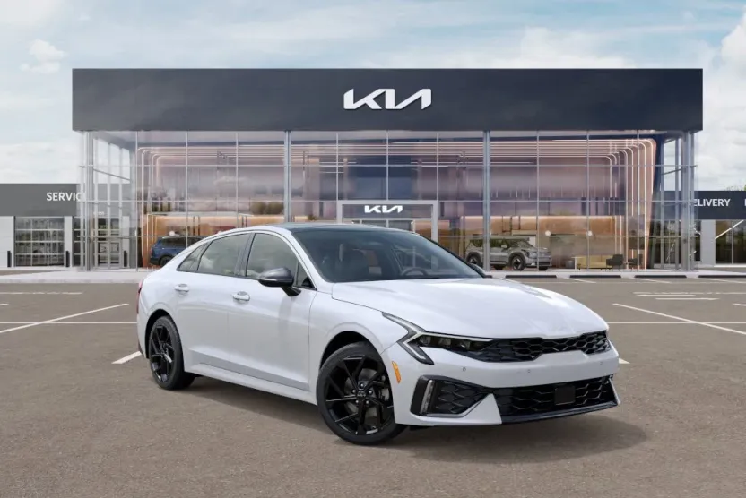 2026 Kia K5 GT-Line photo 1