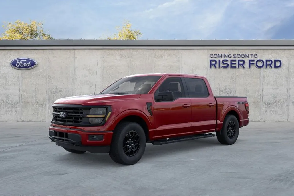 2025 Ford F-150 XLT photo 1