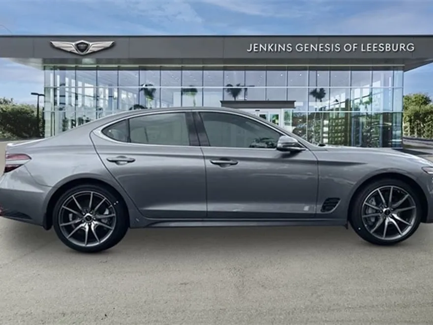 2025 Genesis G70 2.5T photo 1
