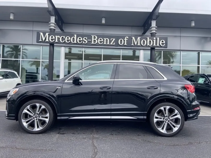 2020 Audi Q3 Prestige S line photo 1