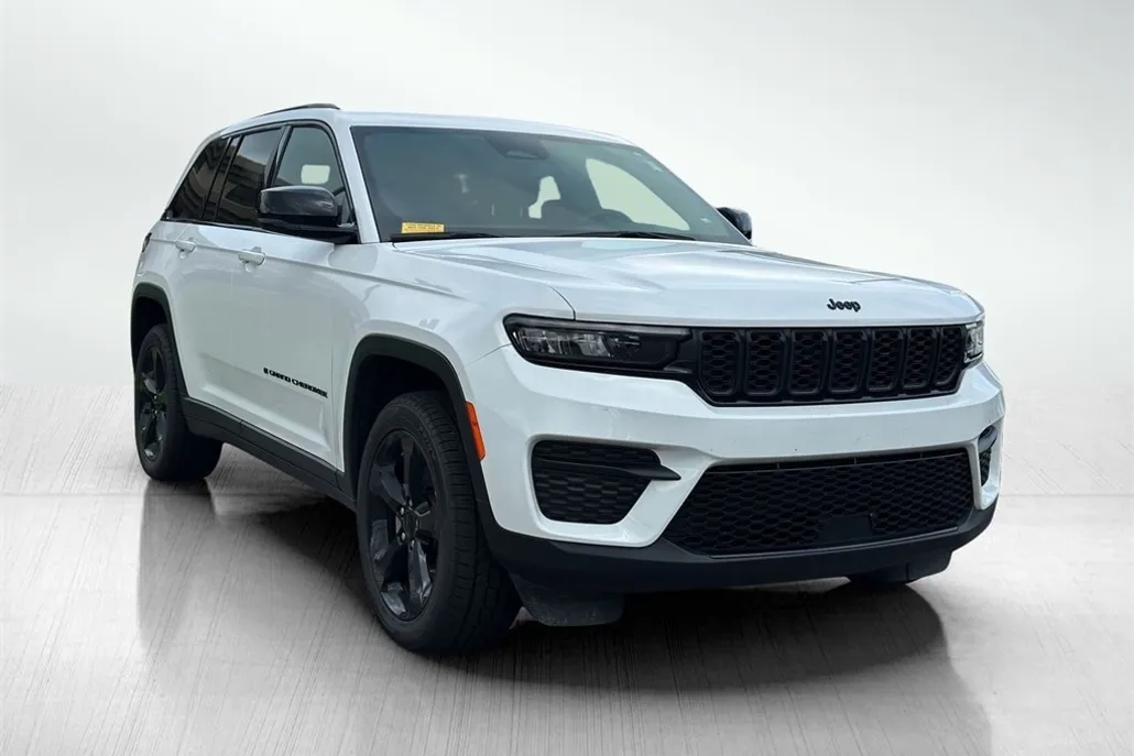 2023 Jeep Grand Cherokee Altitude X photo 1