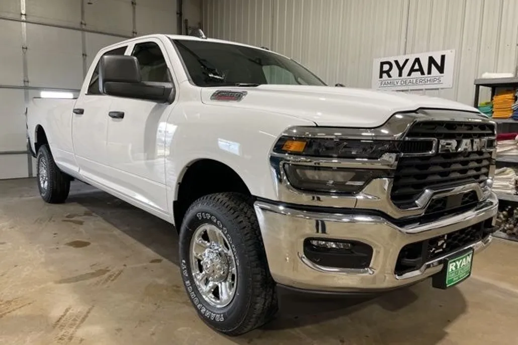 2025 Ram 2500 Tradesman photo 1