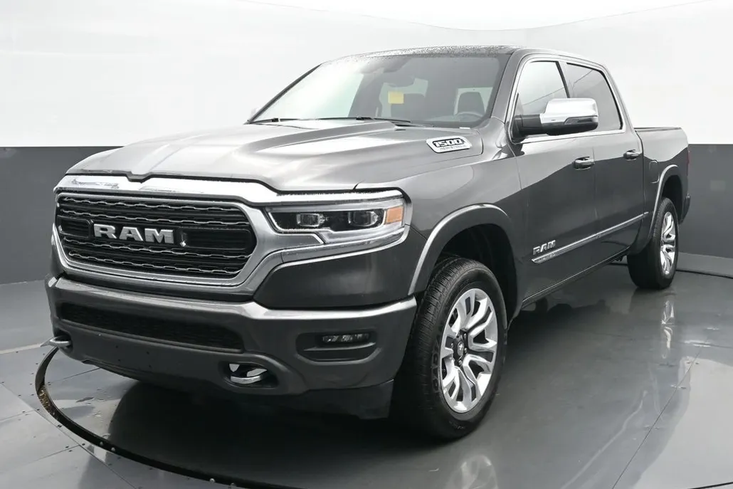 2024 Ram 1500 Limited photo 1