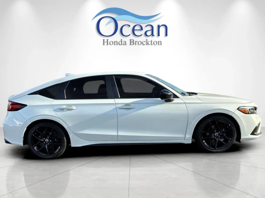 2023 Honda Civic Sport photo 1