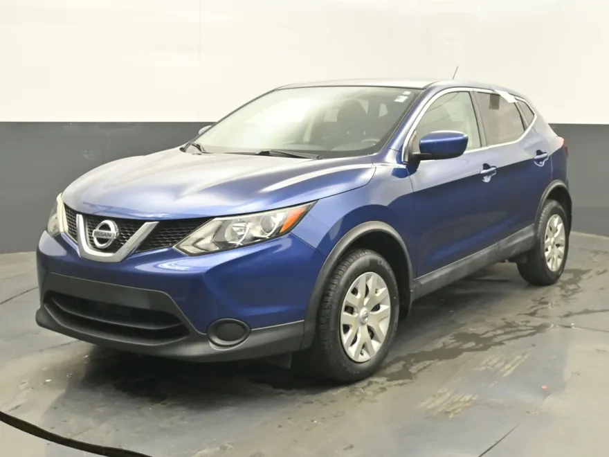 2018 Nissan Rogue Sport S photo 1
