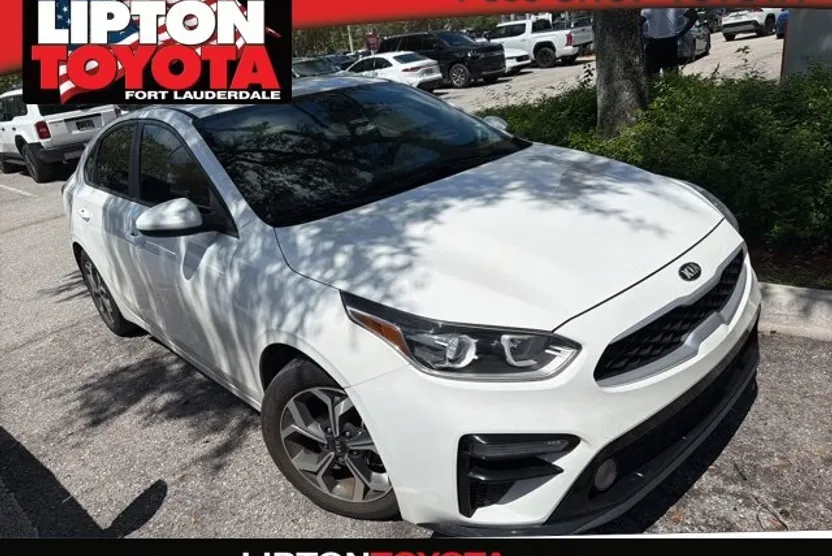 2019 Kia Forte LXS photo 1
