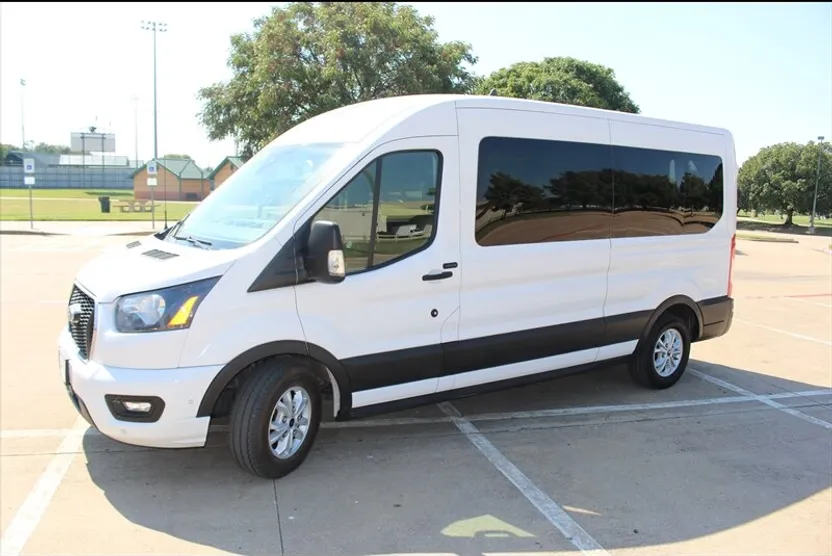 2023 Ford Transit XLT photo 1