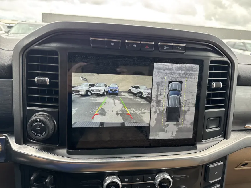 2021 Ford F-150 Lariat photo 1
