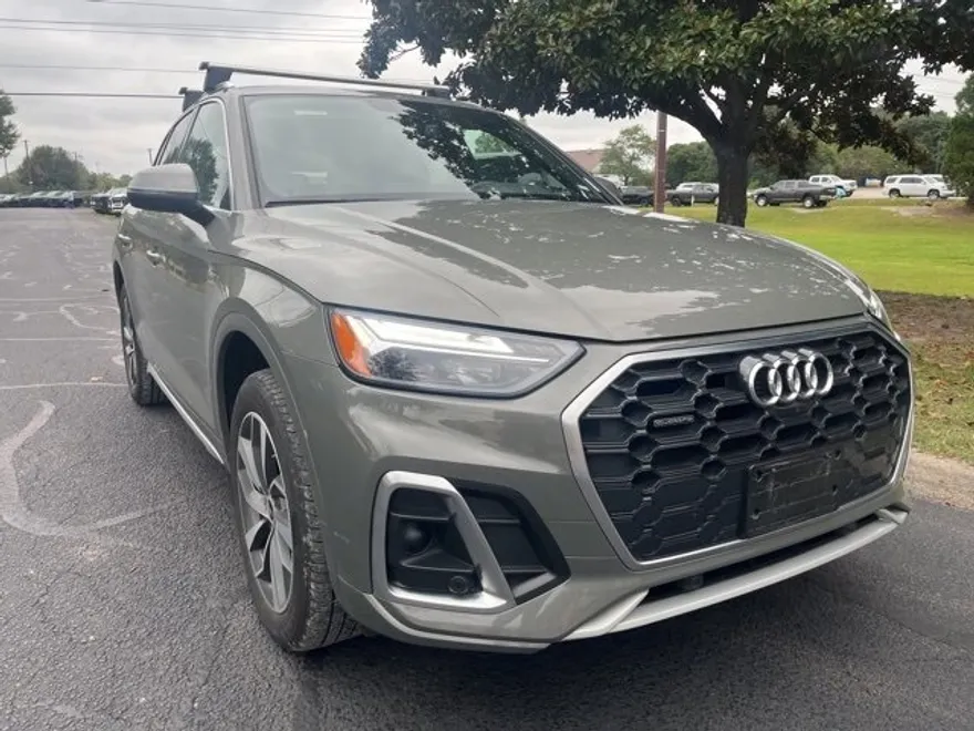 2023 Audi Q5 S line Premium Plus photo 1
