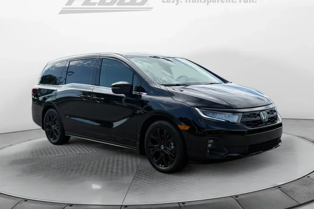 2025 Honda Odyssey photo 1