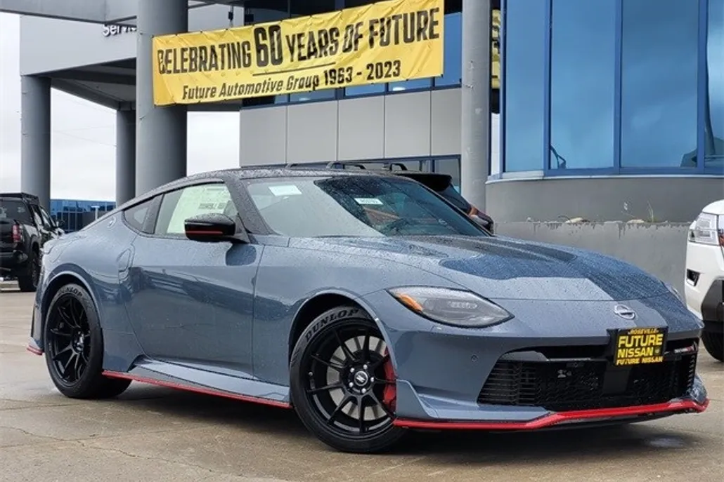 2024 Nissan Z Nismo photo 1