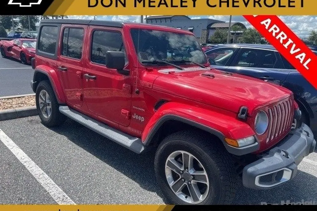 2020 Jeep Wrangler Unlimited Sahara photo 1