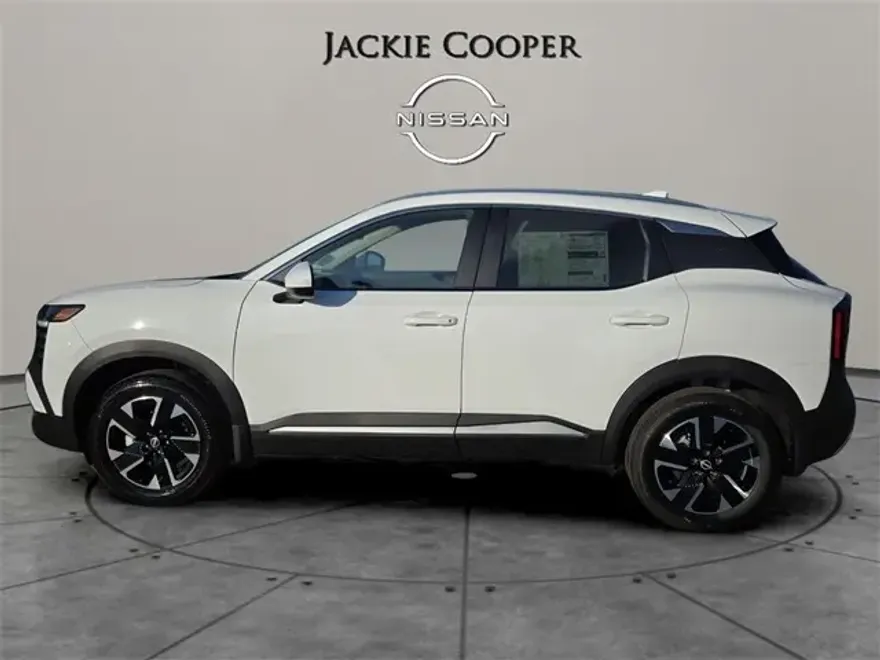 2025 Nissan Kicks SV photo 1