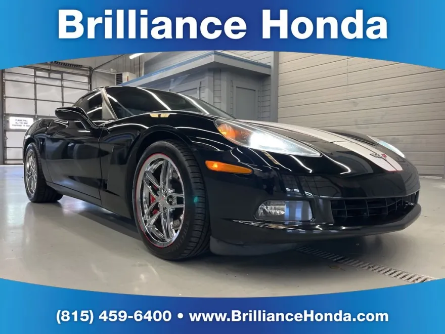 2005 Chevrolet Corvette Base photo 1
