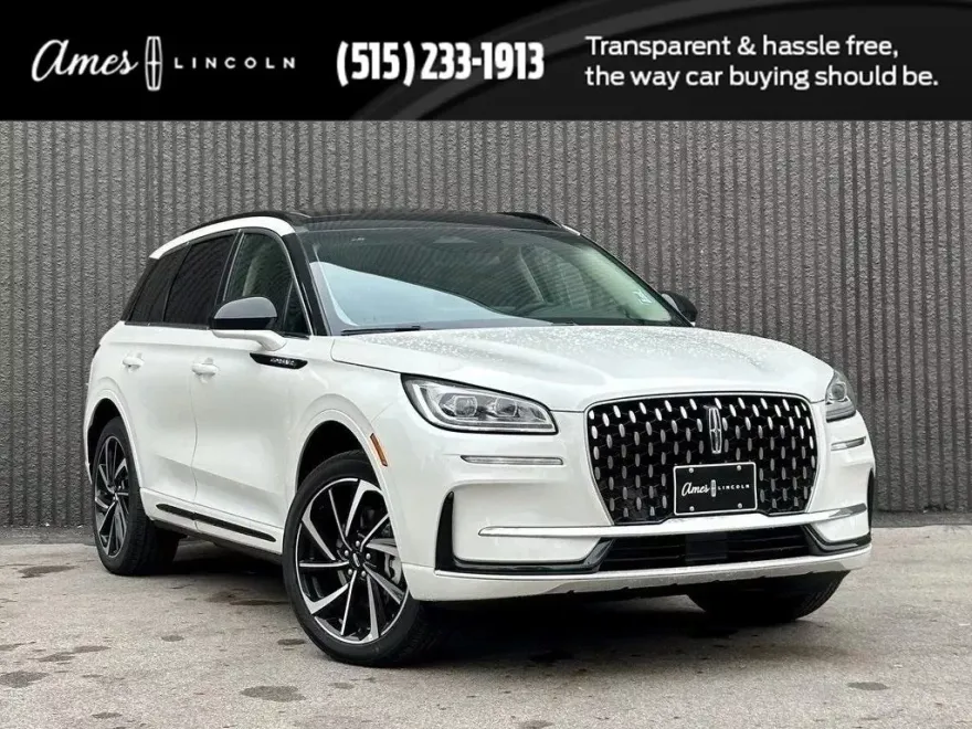 2025 Lincoln Corsair Grand Touring photo 1