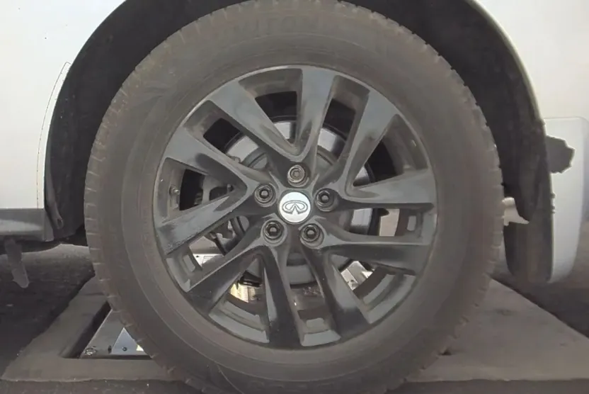 2015 Infiniti QX60 3.5 photo 1