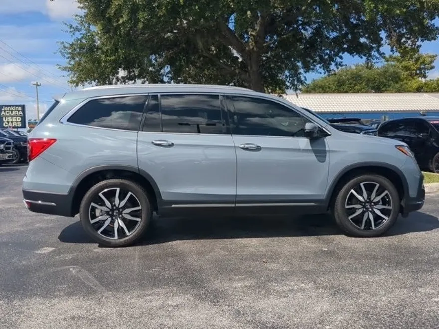 2022 Honda Pilot Elite photo 1