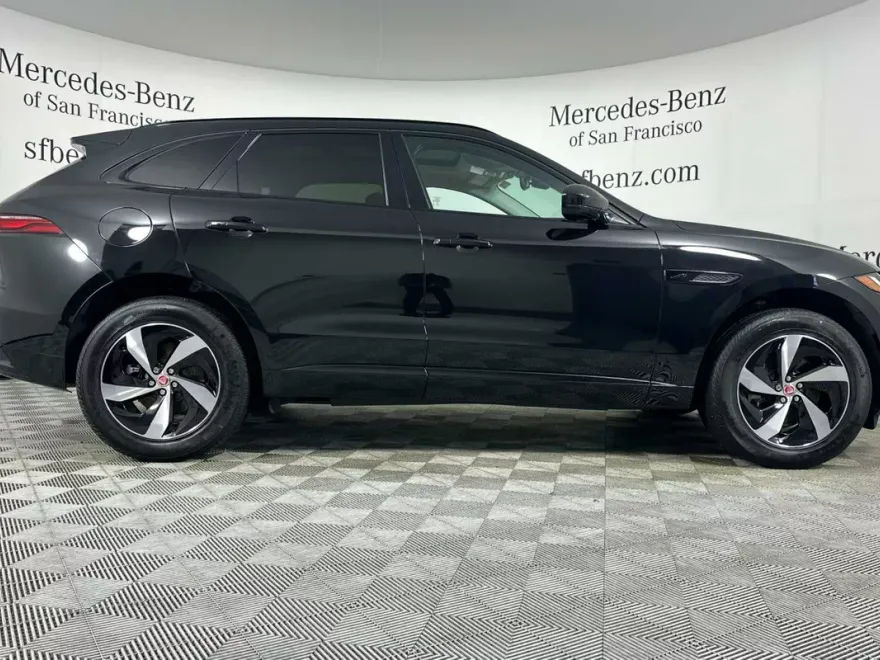 2023 Jaguar F-PACE P250 S photo 1