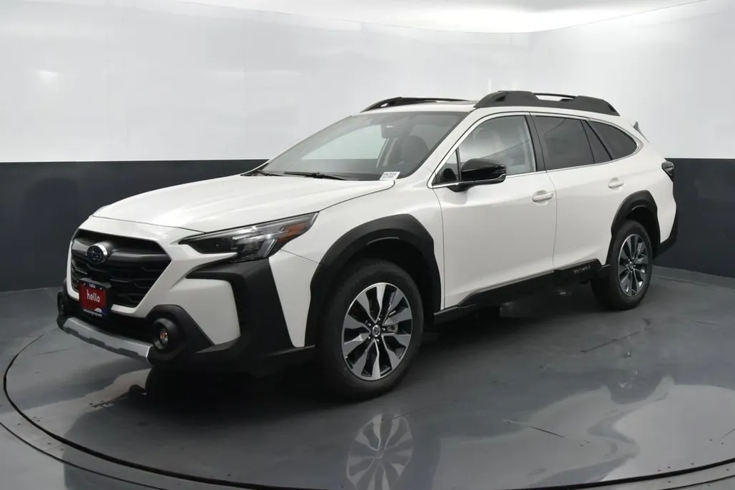 2025 Subaru Outback Limited photo 1