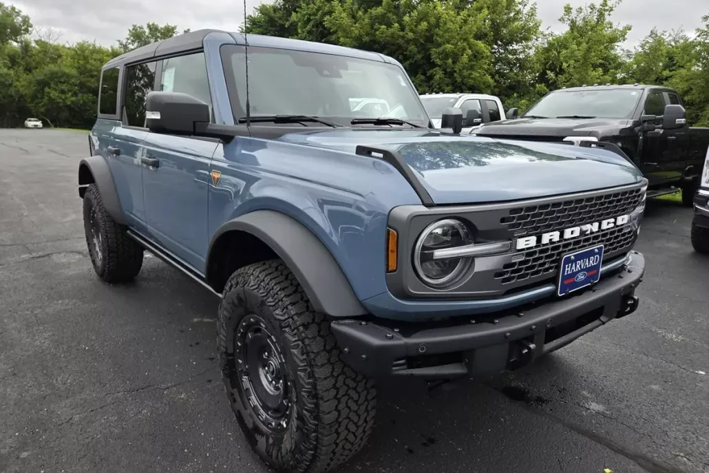 2025 Ford Bronco Badlands photo 1
