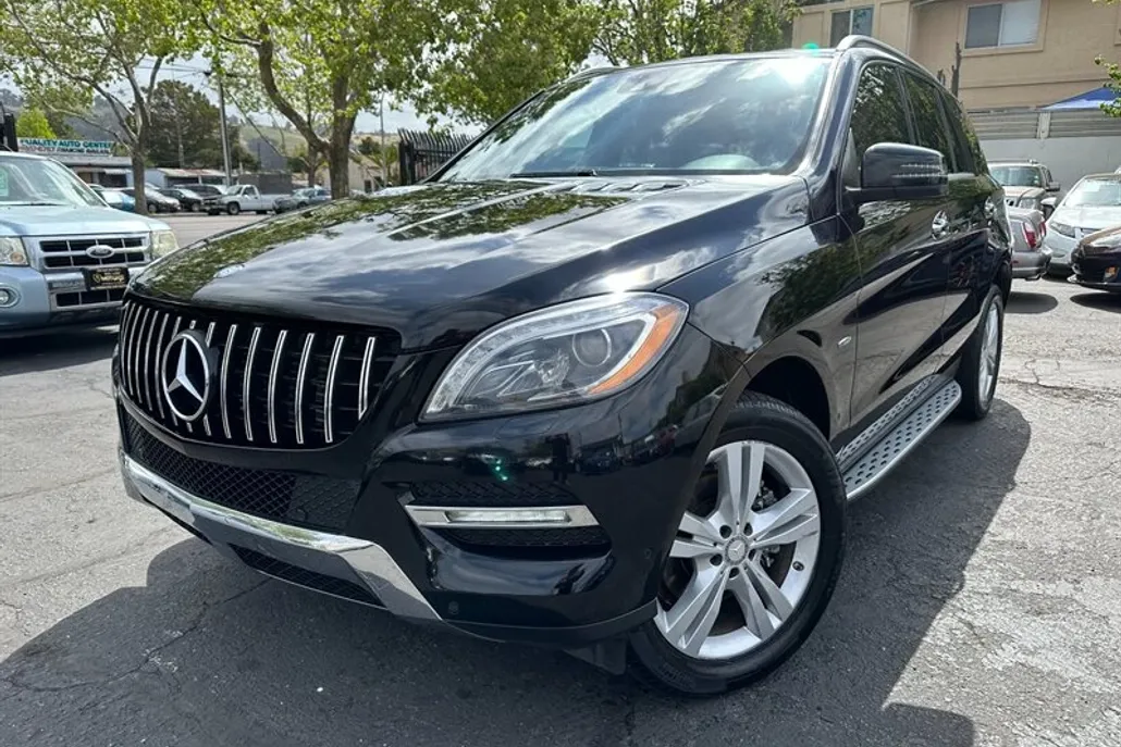 2012 Mercedes Benz ML 350 BlueTEC photo 1