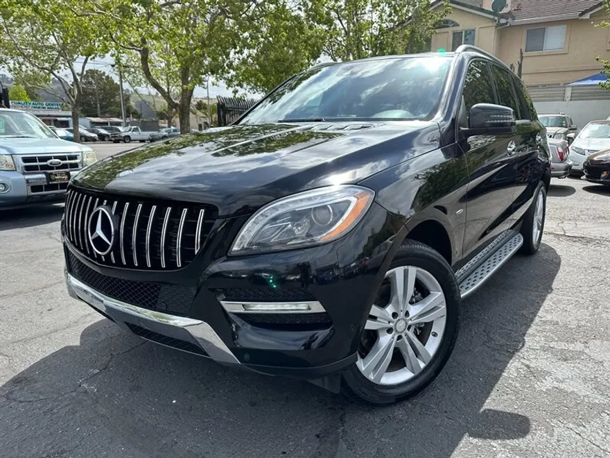 2012 Mercedes Benz ML 350 BlueTEC photo 1