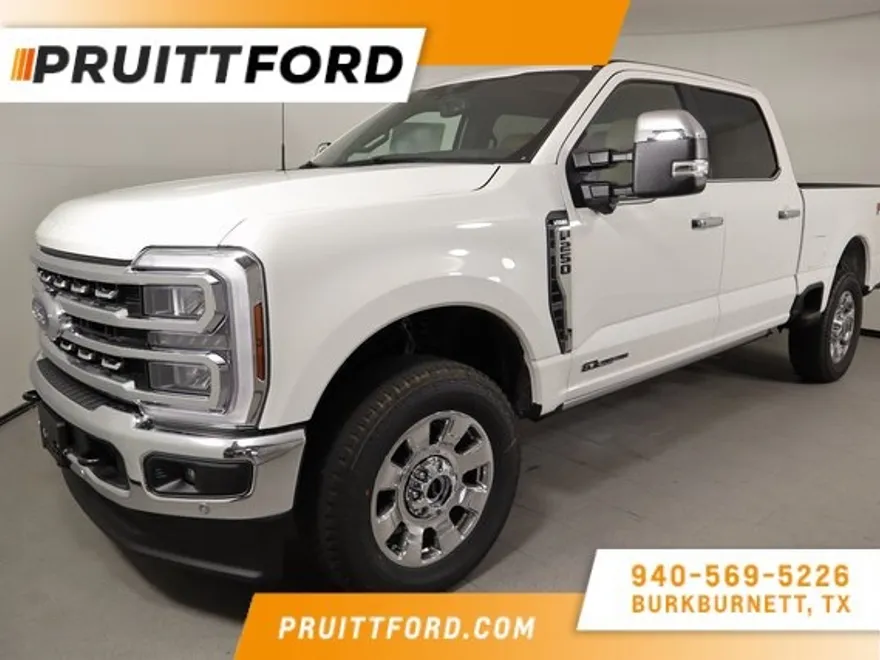 2025 Ford F-250 Lariat photo 1