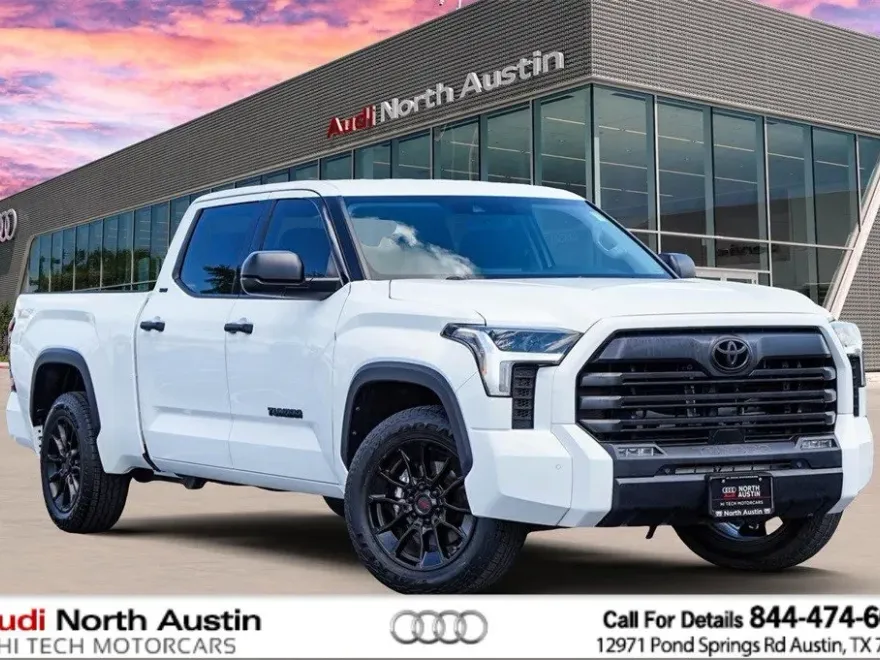 2023 Toyota Tundra SR5 photo 1