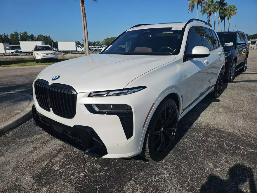 2024 Bmw X7 xDrive40i photo 1