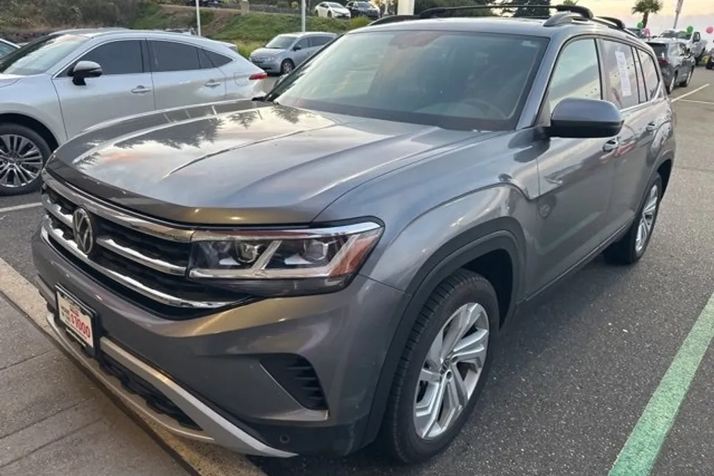 2022 Volkswagen Atlas SE Technology photo 1