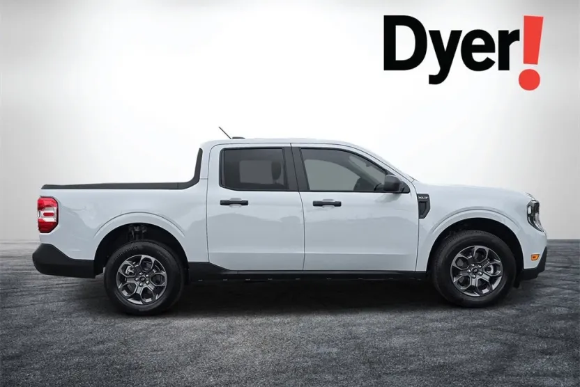 2025 Ford Maverick XLT photo 1
