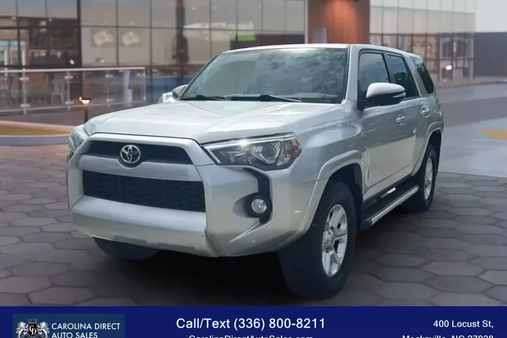 2019 Toyota 4Runner Limited Nightshade Edition Sport photo 1